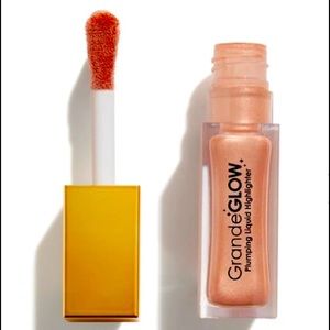 🔥 Grande Glow Plumping Highlighter 🔥